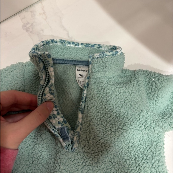 Carter's Baby girl Fleece Bodysuit - Picture 2 of 3